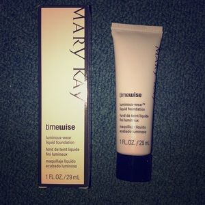Mary Kay timewise foundation